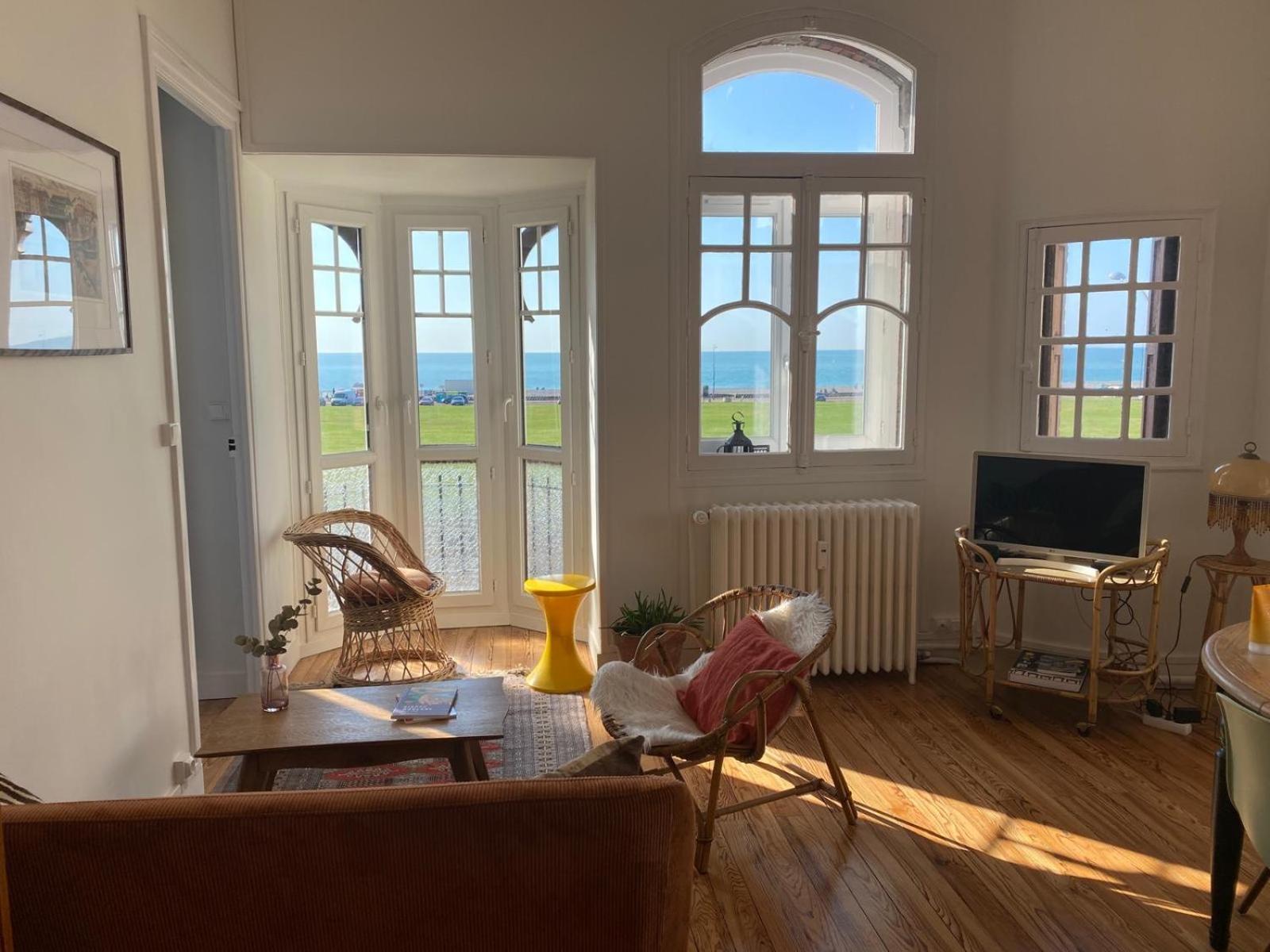 L'Ecume Des Jours Vue Mer Dieppe Esterno foto
